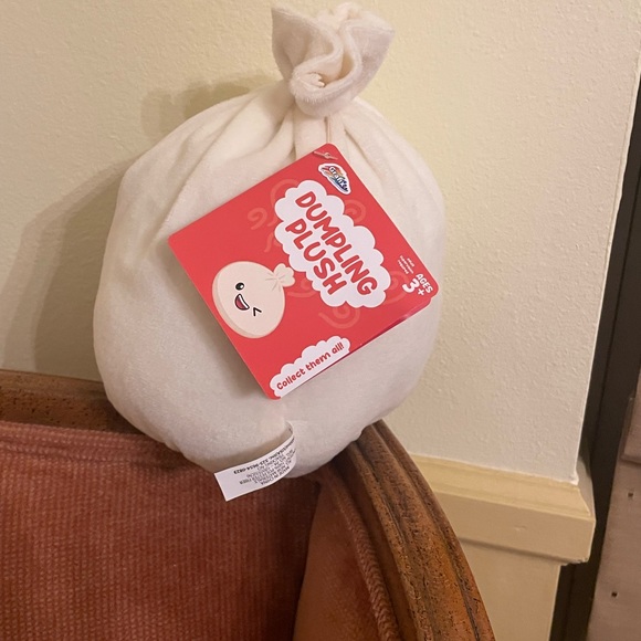 Dumpling Plush - Picture 3 of 5